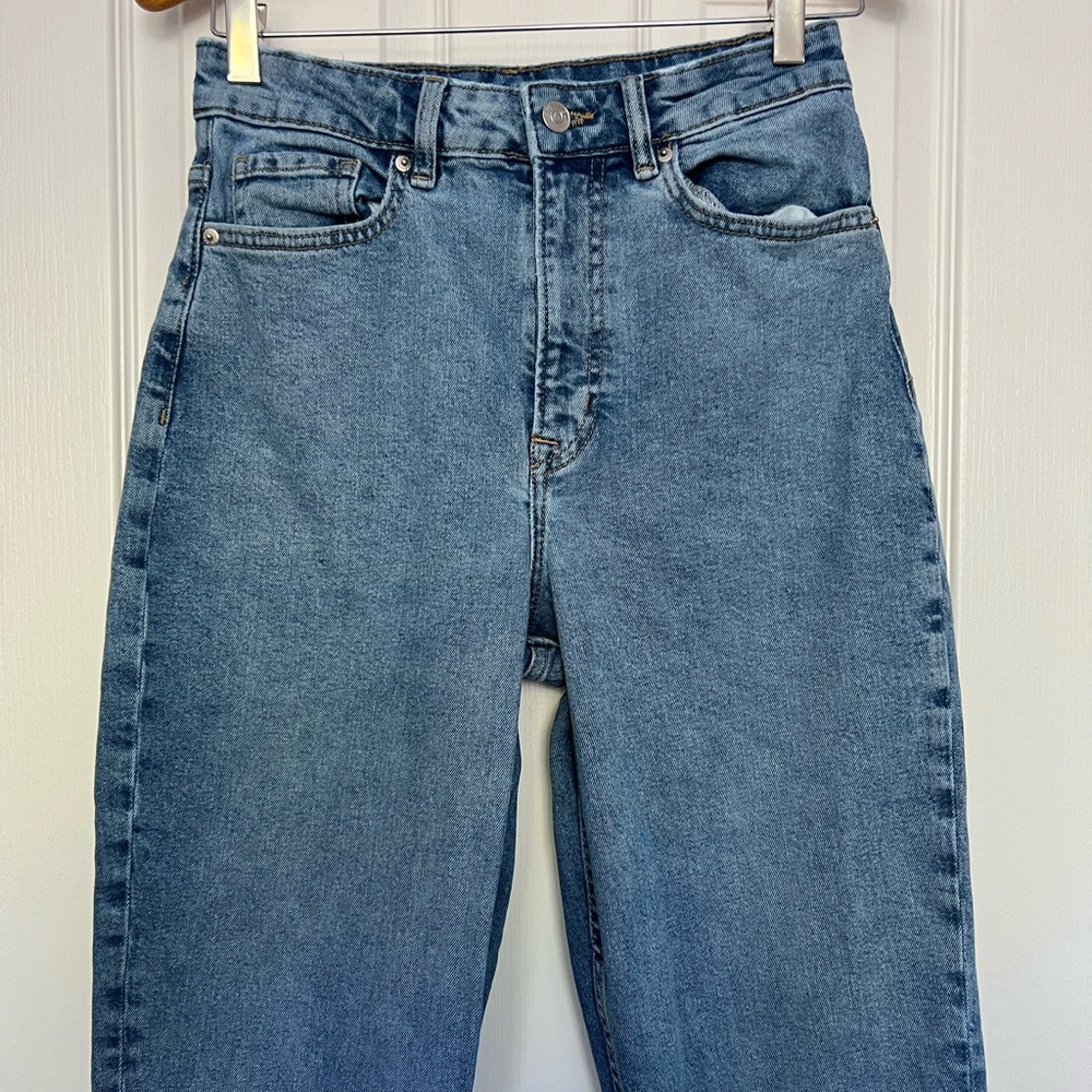 H&M Slim High waisted Mom jeans